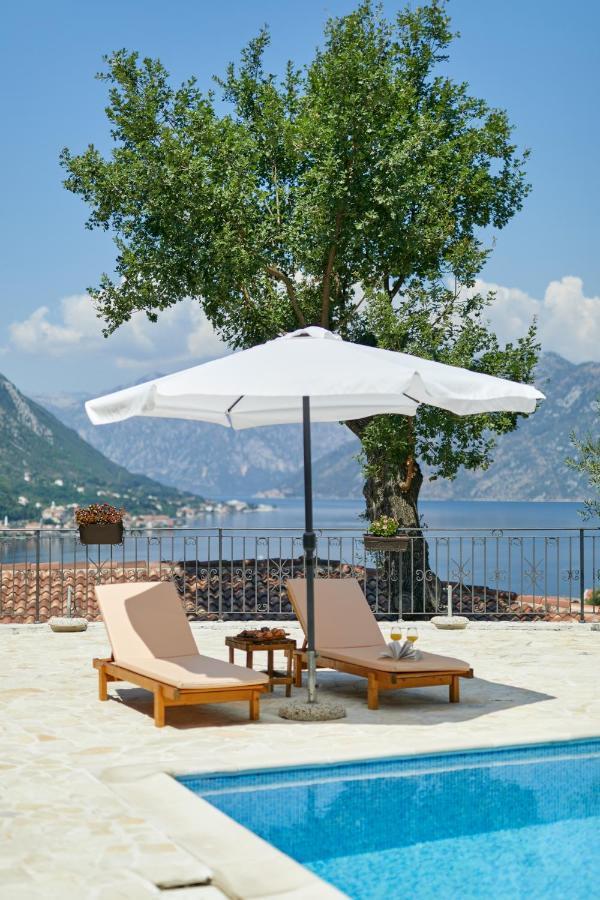 Our Sunset Apartments With Pool And Sea View Kotor Extérieur photo
