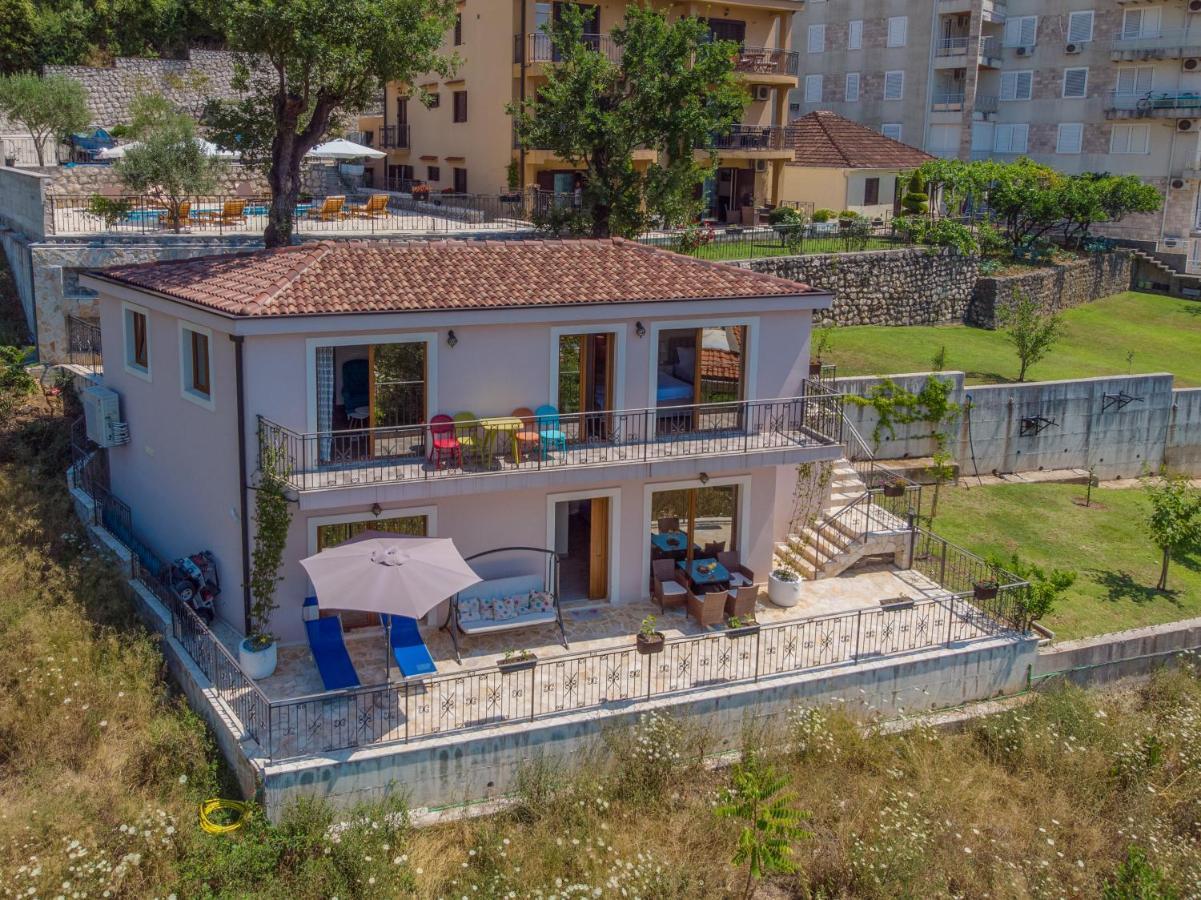 Our Sunset Apartments With Pool And Sea View Kotor Extérieur photo