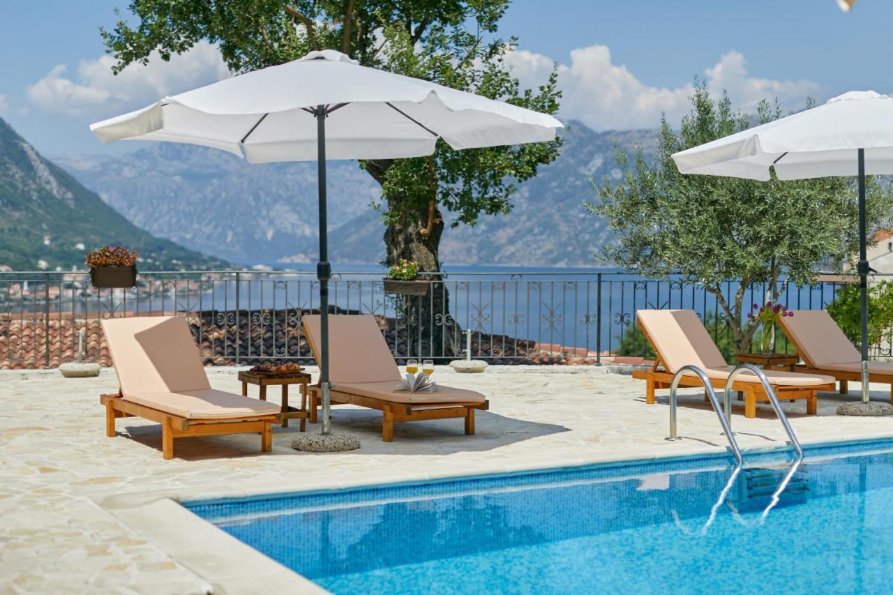Our Sunset Apartments With Pool And Sea View Kotor Extérieur photo